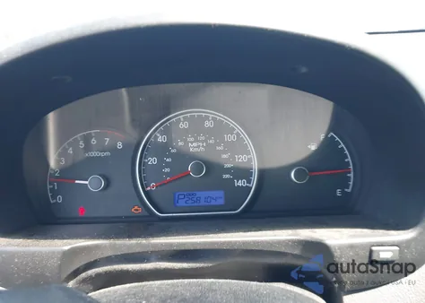 2010 Hyundai Elantra Gls z USA, uszkodzony, nr VIN KMHDU4AD5AU952996